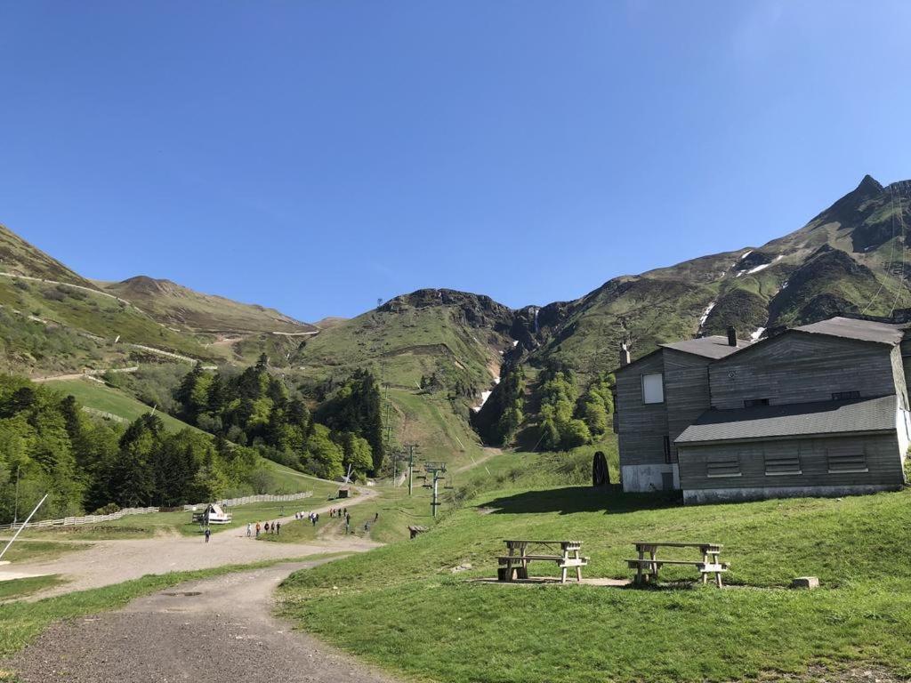 Residence Le Mont Dore 2 Etoiles Eksteriør billede